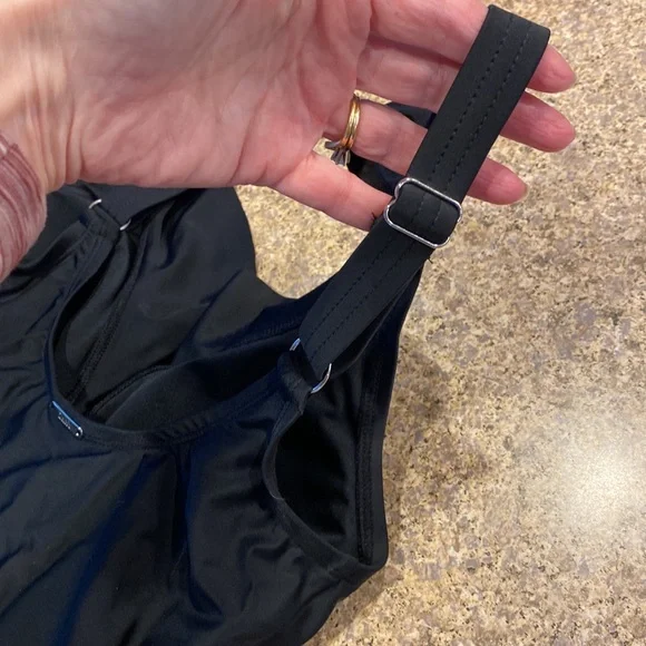 NWT DKNY Black 2 Piece Tankini Removable Soft Cups Small Full Coverage Bottom - Picture 13 of 15